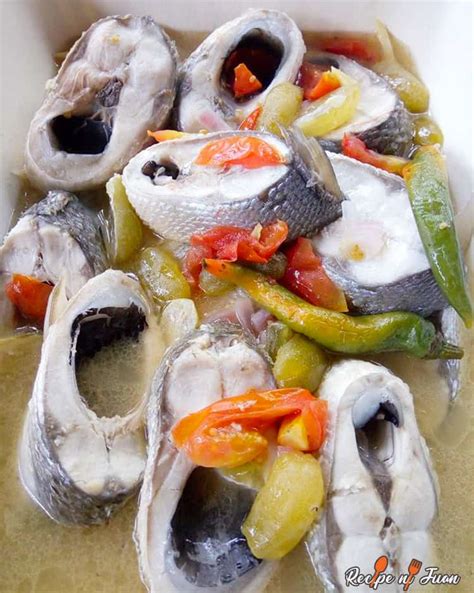 Paksiw na Bangus Recipe (vinegar fish stew) .